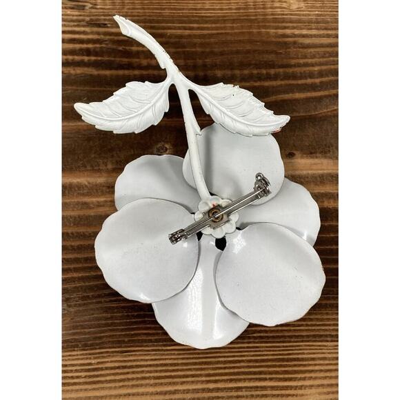 Vintage Large Gray Metal Flower Brooch Pin - Picture 5 of 6